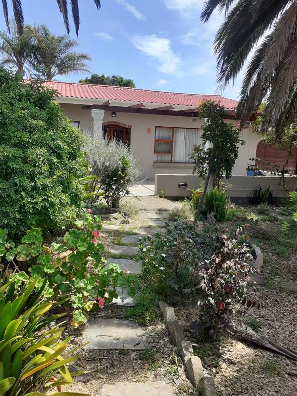 3 Bedroom Property for Sale in Albertinia Western Cape